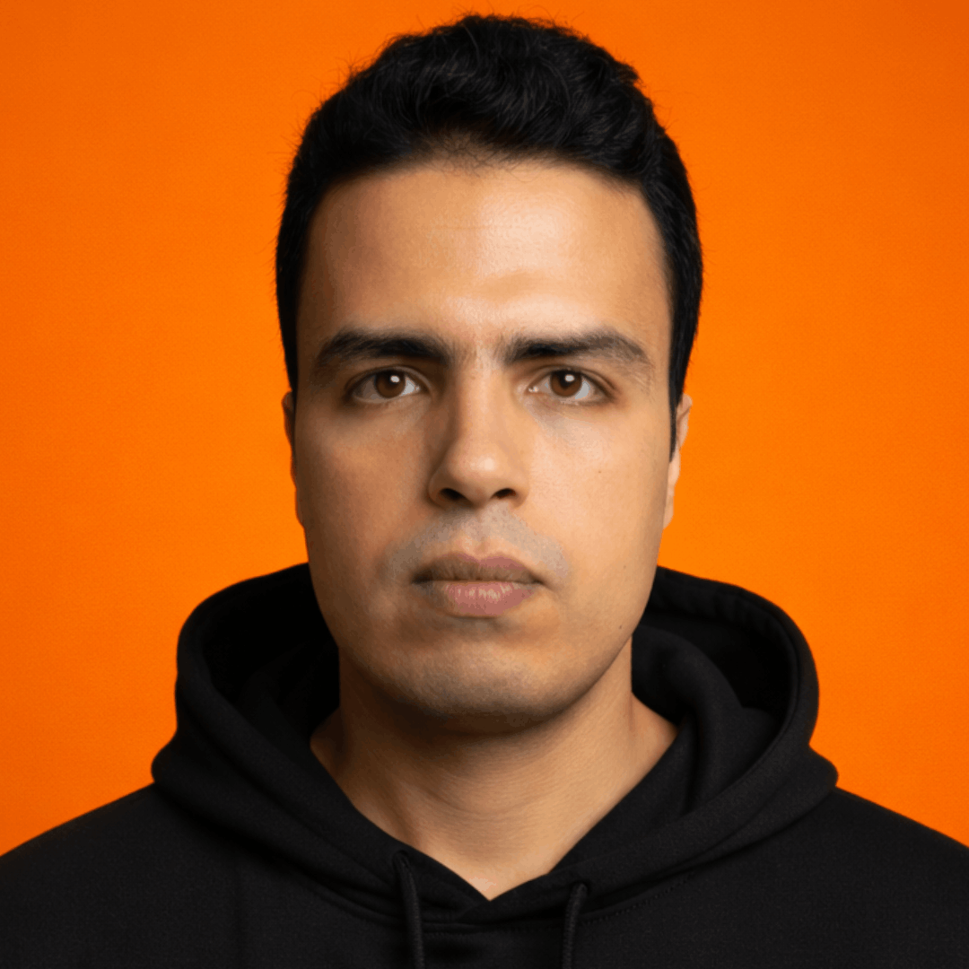 Youness, Full-Stack Software Developer known online as SAIUNES